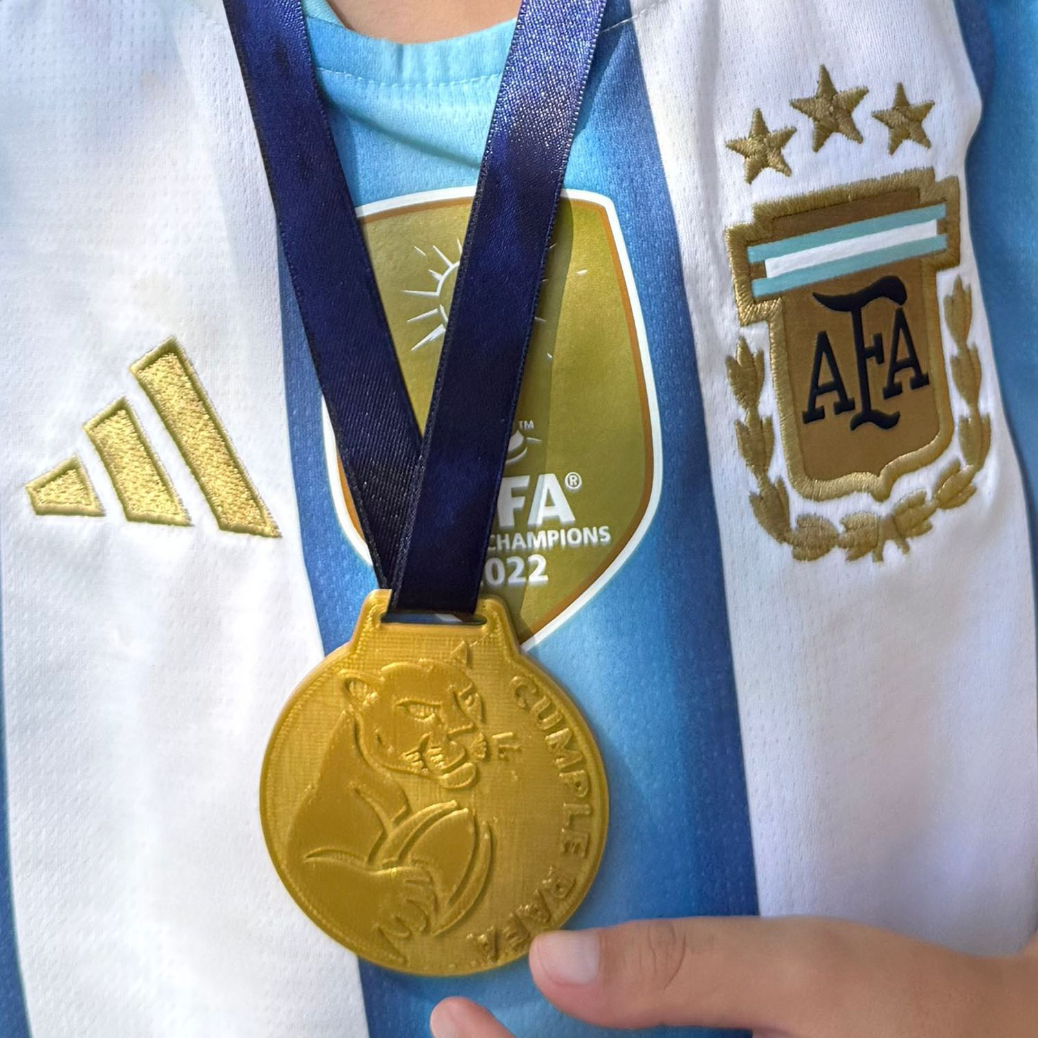 Ejemplo Medalla 3D personalizada Soraire Design Dorada