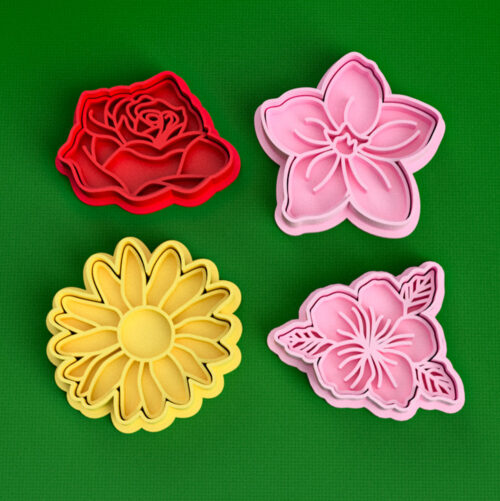 Set x4 Flores detalladas 5 cm - Cortantes y sellos 3D Soraire Design Ceramica Masa Pasteleria