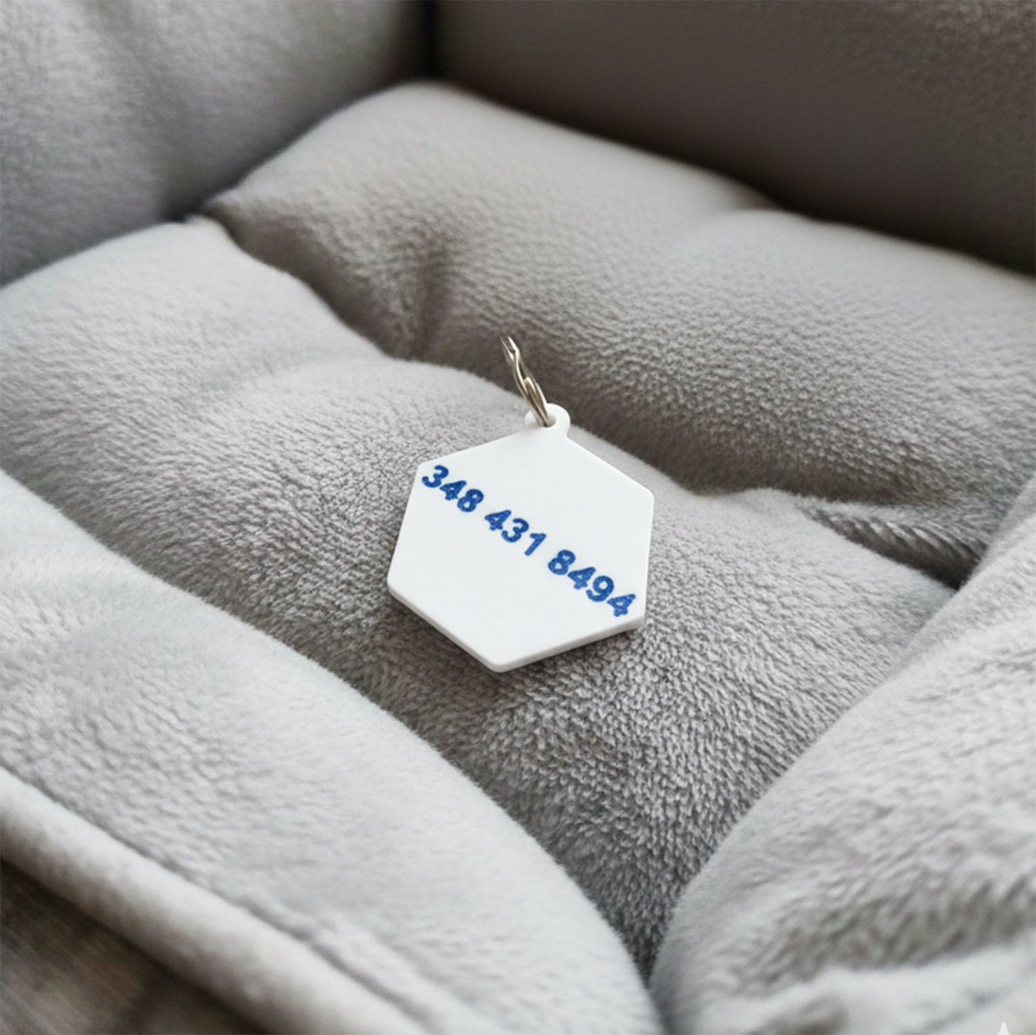 Chapita para Mascotas 3D Impresion Soraire Design Hexagono - 40x45mm Atras Perro