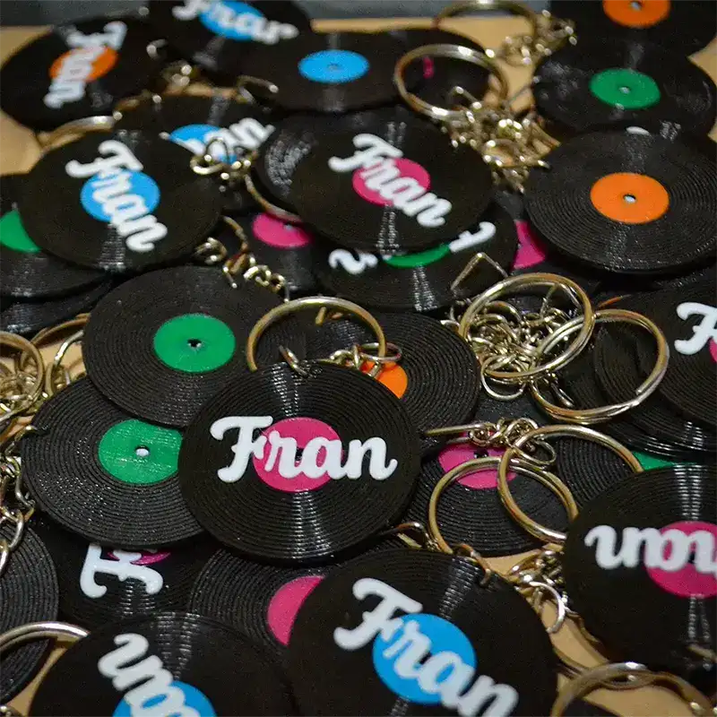 Fotos Llaveros Personalizados 3D Soraire Design Vinilos (1)